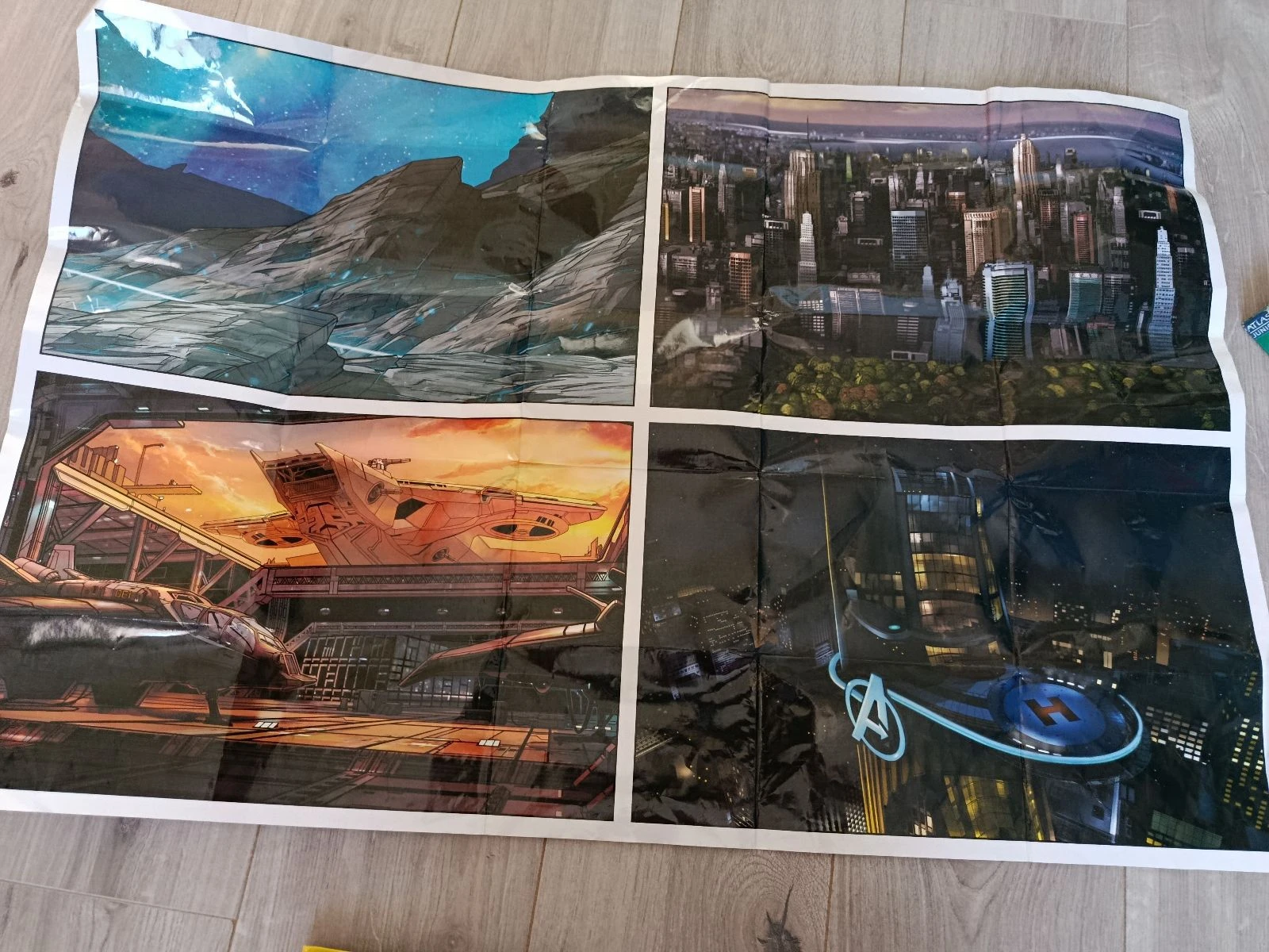 Livre Vingadores com 9 figuras e um tapete de jogo – photo 6